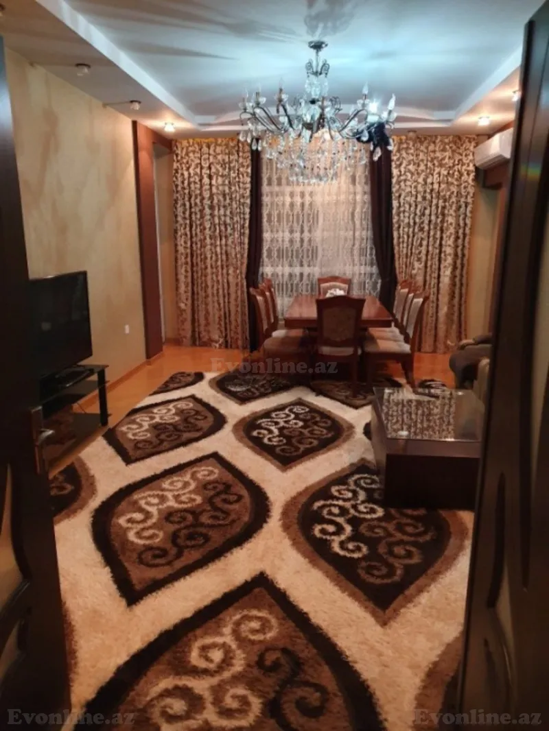 Kirayə verilir 3 otaqlı Mənzil Yeni tikili 130 m² Bakı, Yasamal r., İnşaatçılar m — Bakı