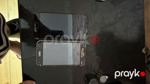 İki ədəd smartfon korpus və ehtiyat hissələri üçün: - Meizu: metal