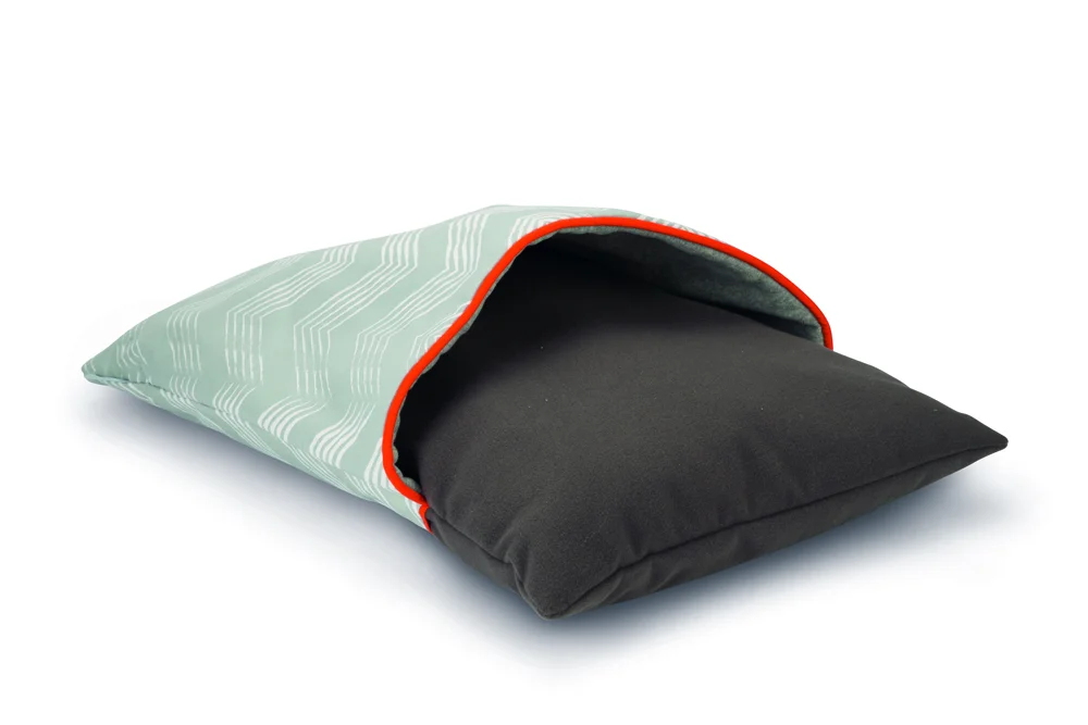 Beeztees Sleeping bag Dromy yuxu çantası ilə yastıq ilə pişiklər üçün, 67×50×6 sm — Bakı