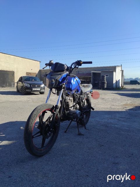 Salam hər kəsə. 150cc motosiklet satılır. Mühərriki salamatdır, heç — Bakı