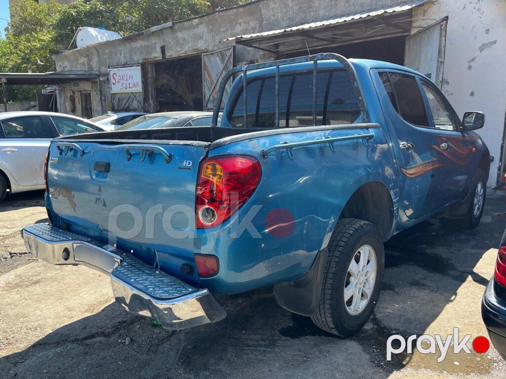 Mitsubishi L200, 2.5 L, 2006 il, 350 000 km — Avtomobillər, Bakı (4)