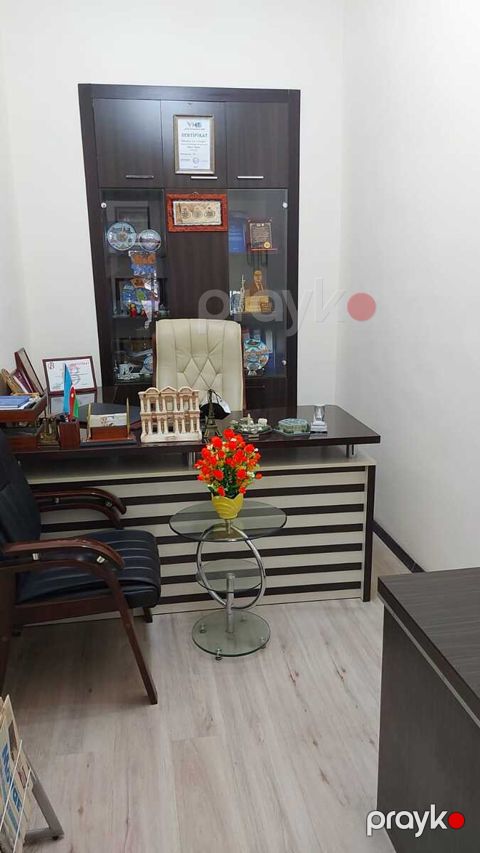 İcarəyə verilir 4 otaqlı ofis 84 m² — Bakı