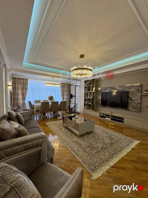 Satılır 4 otaqlı yeni tikili 152 m²
