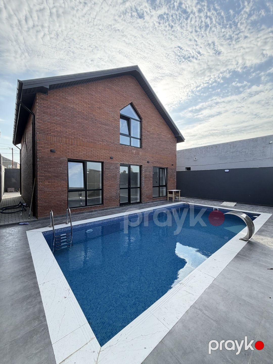 Satılır 5 otaqlı həyət evi/bağ evi 170 m² — Ev, villa, Bakı (2)