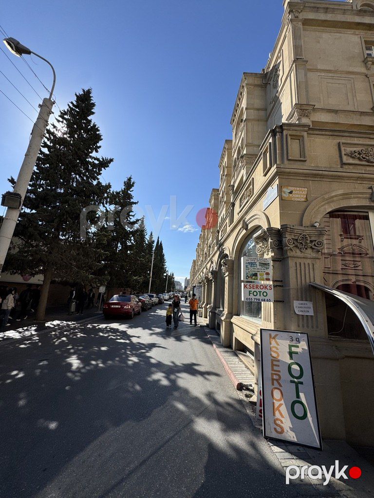Satılır 2 otaqlı köhnə tikili 55 m² — Mənzil, Bakı (3)