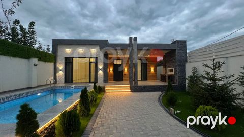 Satılır 4 otaqlı həyət evi/bağ evi 200 m² — Bakı