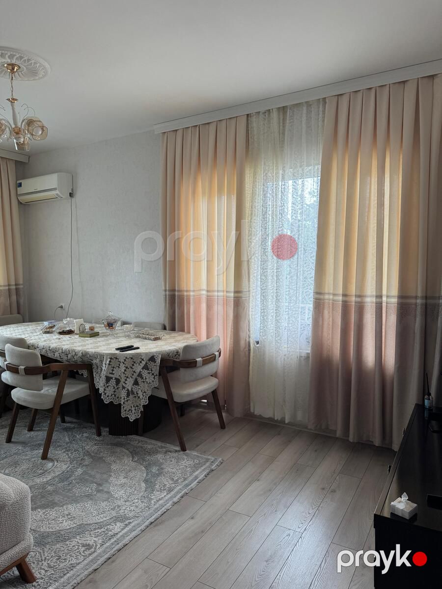 Satılır 2 otaqlı köhnə tikili 57 m² — Mənzil, Bakı (9)