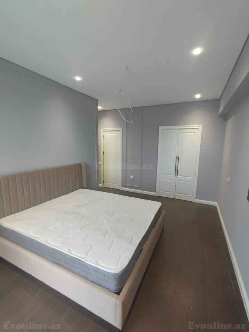 Kirayə verilir 4 otaqlı Mənzil Yeni tikili 129 m² Bakı, Nərimanov r., Bakmil m — Mənzil, Bakı (6)
