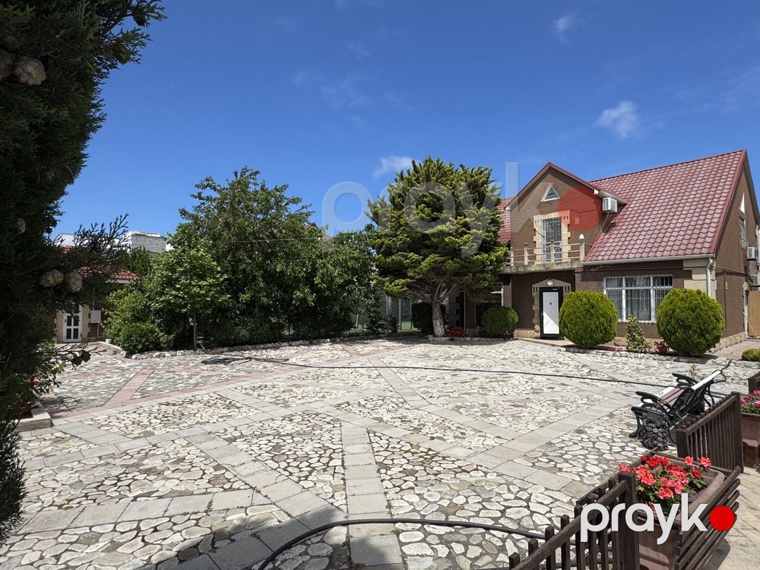 Satılır 4 otaqlı həyət evi/bağ evi 200 m² — Ev, villa, Bakı (2)