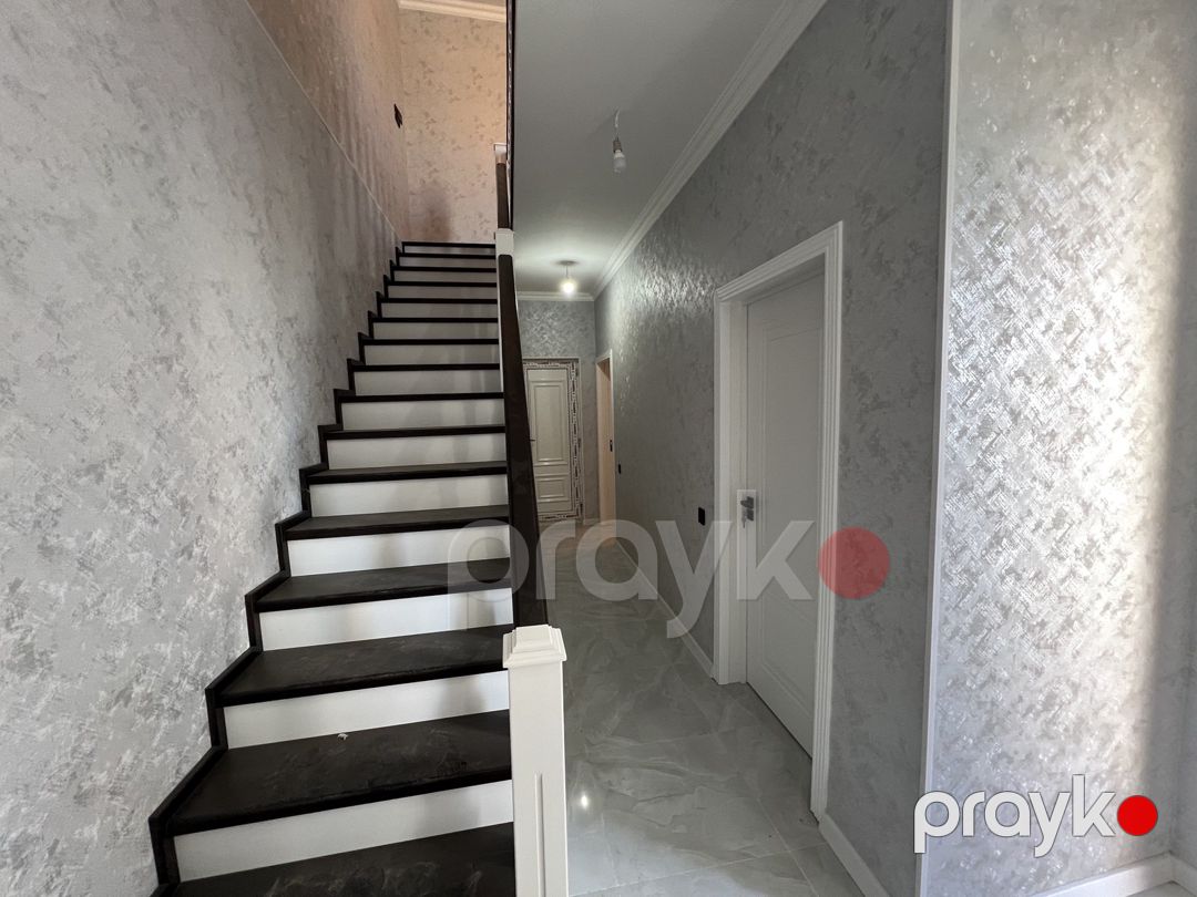 Satılır 5 otaqlı həyət evi/bağ evi 180 m² — Ev, villa, Bakı (2)