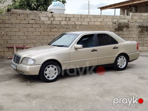 Mercedes-Benz C-Class: 1.8 l 1994 il Sedan — Digah