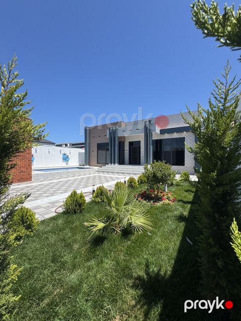 Satılır 4 otaqlı həyət evi/bağ evi 180 m² — Bakı