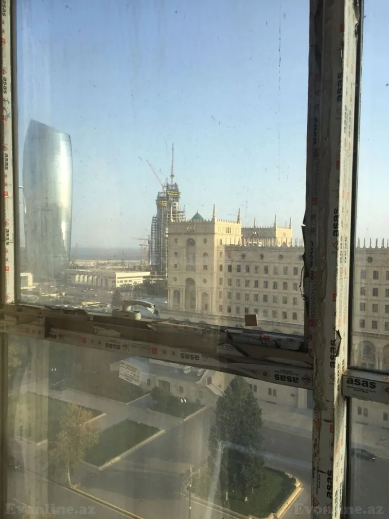 Kirayə verilir 2 otaqlı Mənzil Köhnə tikili 80 m² Bakı, Səbail r., 28 May m — Mənzil, Bakı (7)