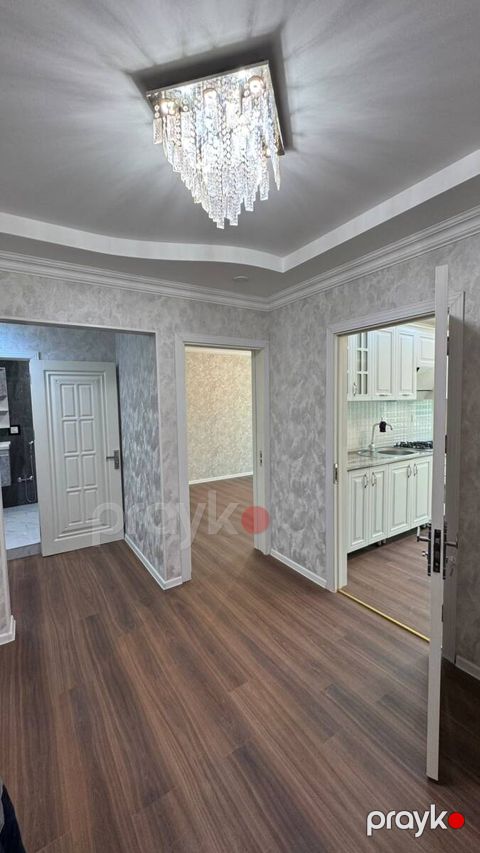 Satılır 2 otaqlı köhnə tikili 50 m² — Bakı