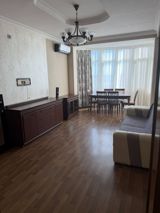 İcarəyə verilir 3 otaqlı yeni tikili 85 m² — Nadir