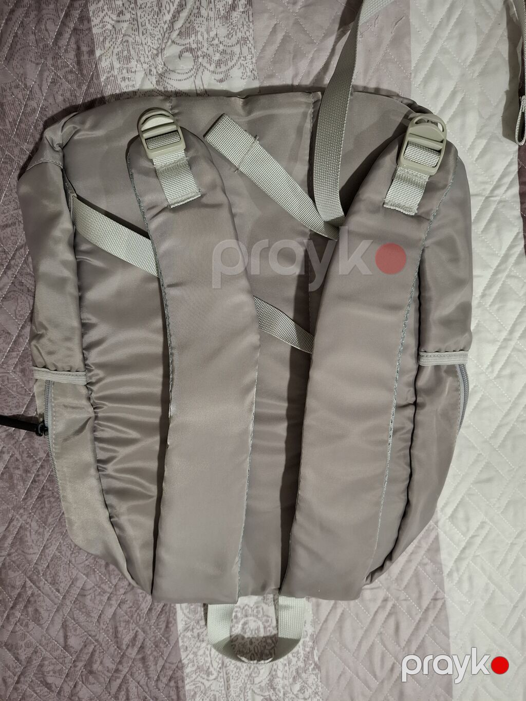 Yenidir Rasiyadan gelib. - Rəng: açıq boz - Material: hamar, suya — Sport çantaları və sırtçantalar, Bakı (2)