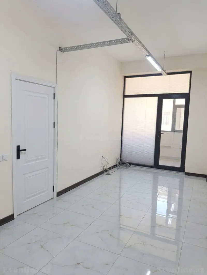 Kirayə verilir Ofis 50 m² Bakı, Nəsimi r., 28 May m — Ofis, Bakı (5)