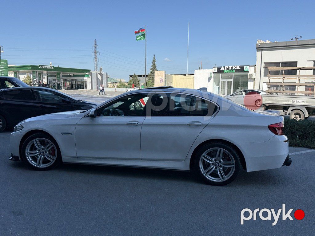 BMW 528, 2.0 L, 2014 il, 210 000 km — Avtomobillər, Bakı (6)