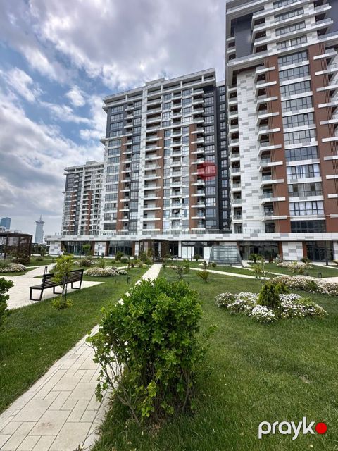 Satılır 3 otaqlı yeni tikili 107 m²