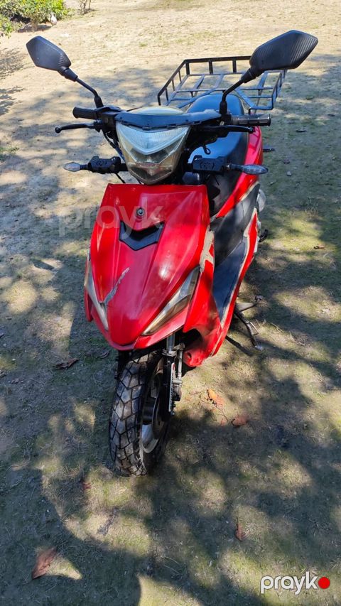 Moon 80cc moped satılır.işlək vəziyətdədir.hər şeyi işləyir.əlavə — Bakı
