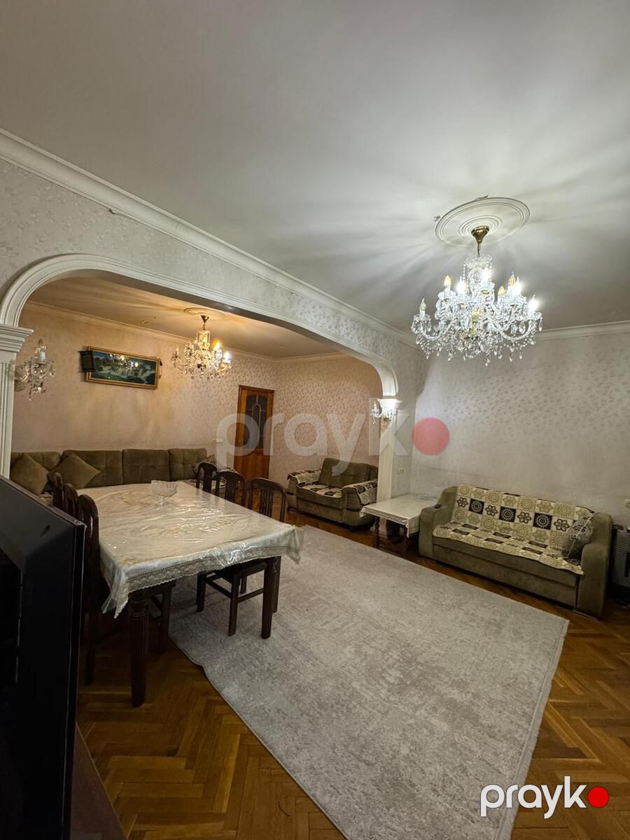 Satılır 4 otaqlı köhnə tikili 125 m² — Mənzil, Bakı (2)