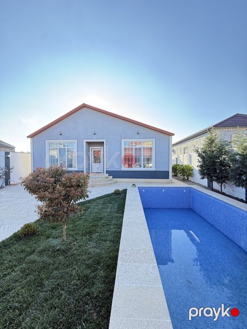 Satılır 4 otaqlı həyət evi/bağ evi 150 m² — Bakı