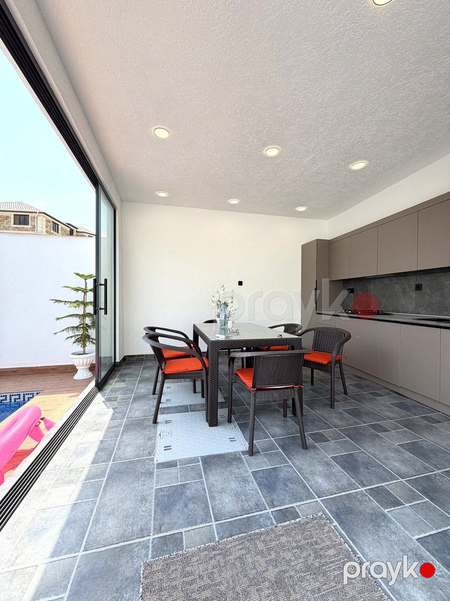 Satılır 4 otaqlı həyət evi/bağ evi 150 m² — Ev, villa, Bakı (2)