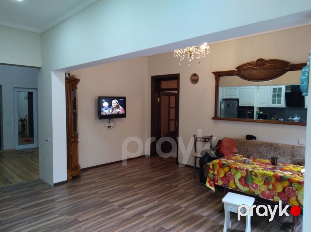 Həyət evi, Binəqədi r — Ev, villa, Bakı (12)