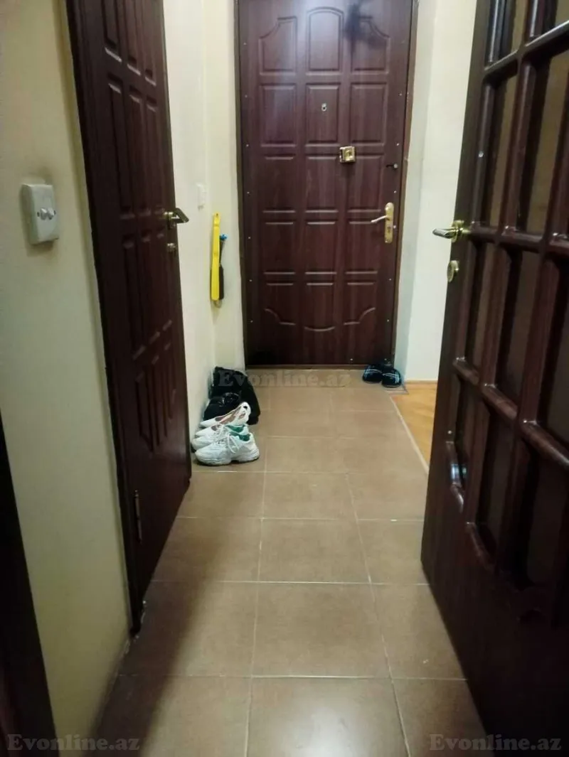 Satılır 3 otaqlı Mənzil Köhnə tikili 90 m² Bakı, Nəsimi r., 20 Yanvar m., 1-ci mikrorayon — Mənzil, Bakı (3)