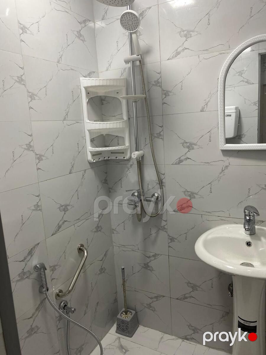 Satılır 9 otaqlı köhnə tikili 93 m² — Mənzil, Bakı (9)