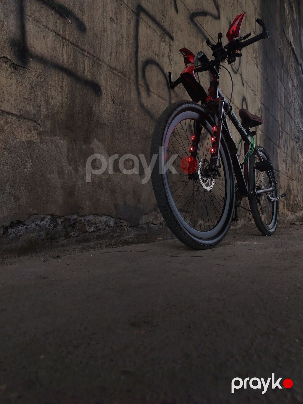 Yol velospedidir istiyen olsa elaqe saxlasin etrafli melumat verilecey — Dağ velosipedləri, Bakı (2)