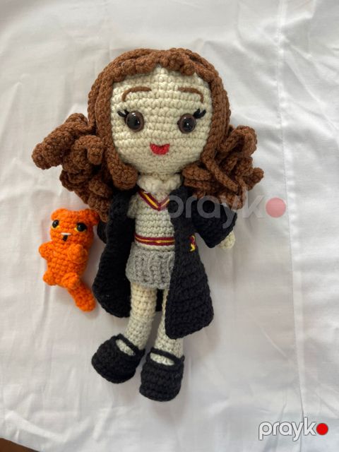 Hermiona Granger with Crookshanks — Bakı