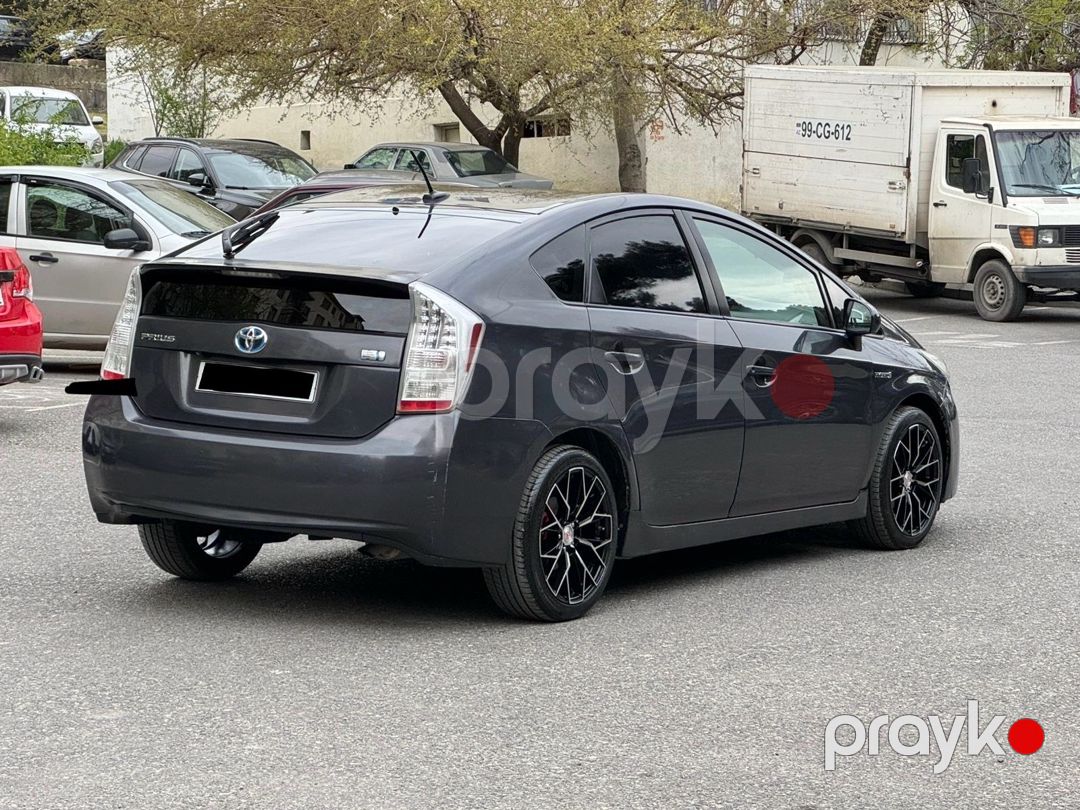 Toyota Prius 30 kuza icarəsi — Avadanlıq icarəsi, Bakı (6)
