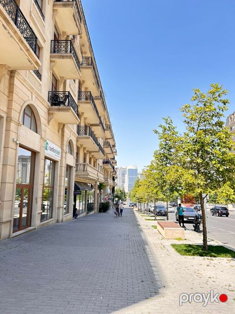 Satılır 3 otaqlı yeni tikili 118 m² — Bakı