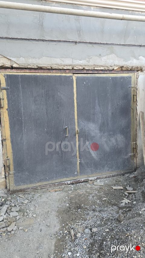 Qaraj qapısı — Bakı