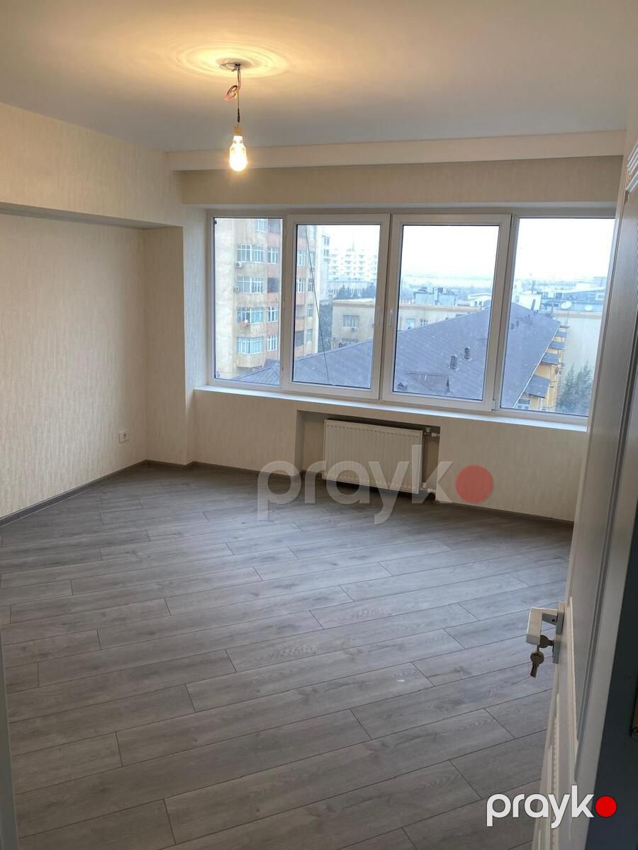 Satılır 2 otaqlı köhnə tikili 65 m² — Mənzil, Bakı (4)