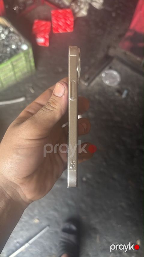 IPhone 13, 128 GB, Gümüşü — Digah