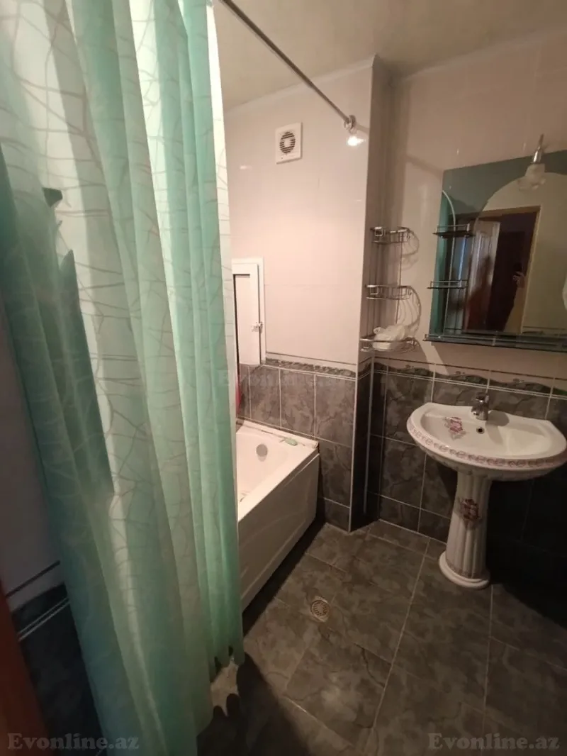 Kirayə verilir 2 otaqlı Mənzil Köhnə tikili 65 m² Bakı, Yasamal r., İnşaatçılar m., Yeni Yasamal — Mənzil, Bakı (3)