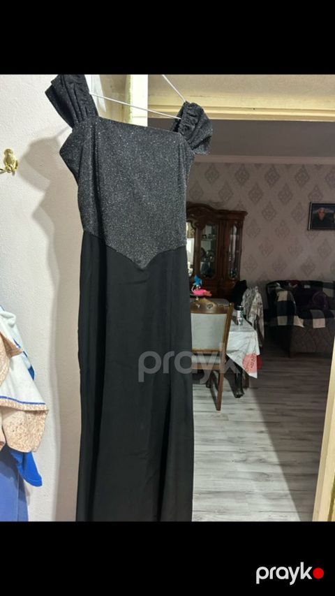 Qadınlar üçün zərif axşam/gecə donu - Rəng: qara - Uzunluq: maxi — Bakı