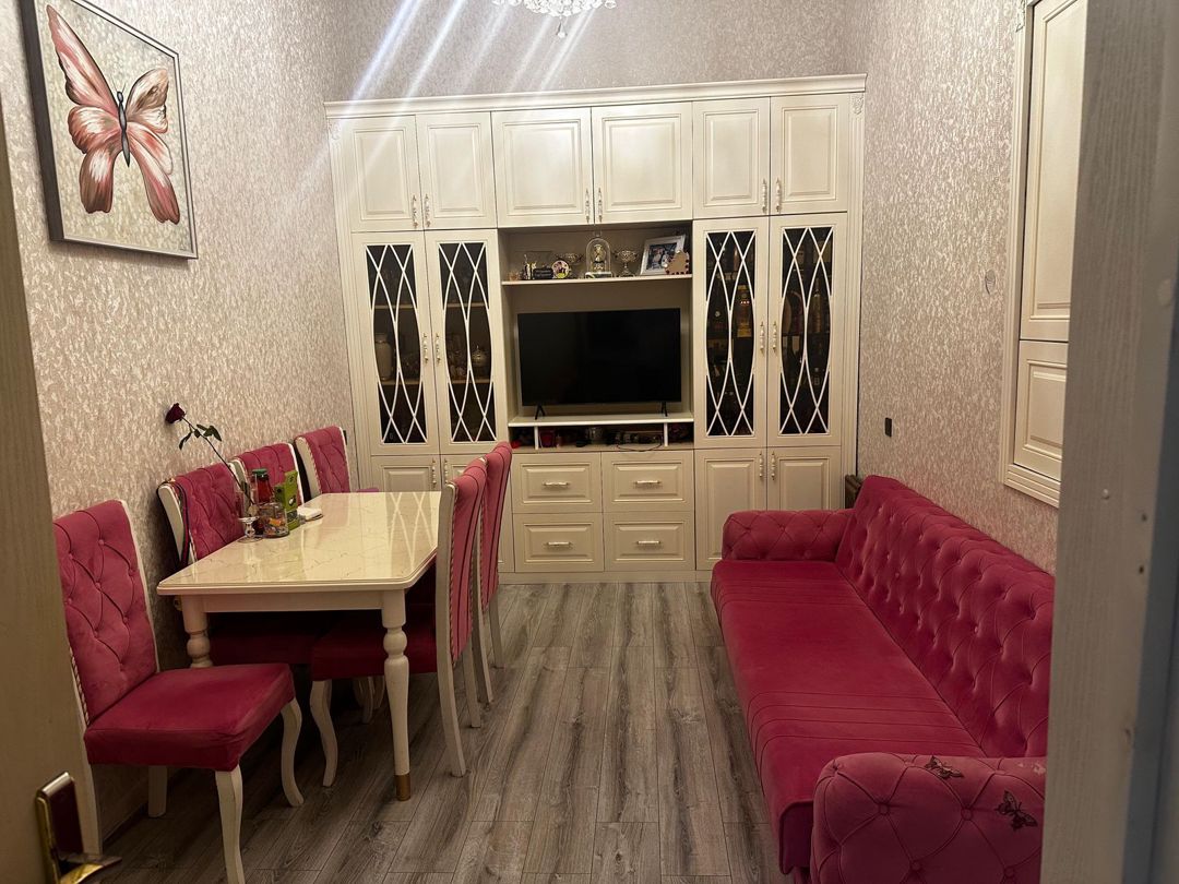 Satılır 2 otaqlı köhnə tikili 56 m² — Mənzil, Bakı (2)