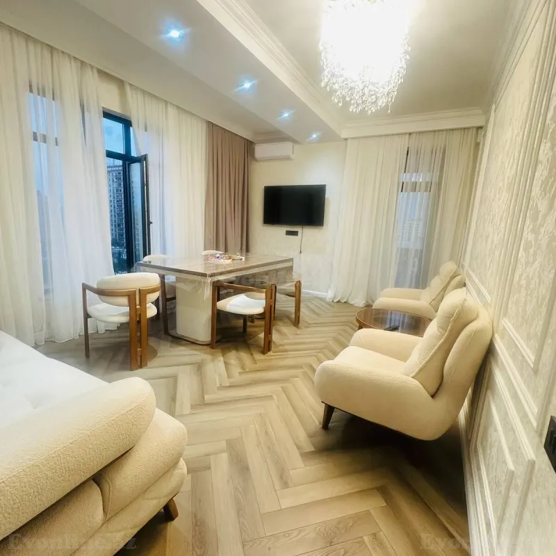 Kirayə verilir 3 otaqlı Mənzil Yeni tikili 100 m² Bakı, Nərimanov r — Bakı