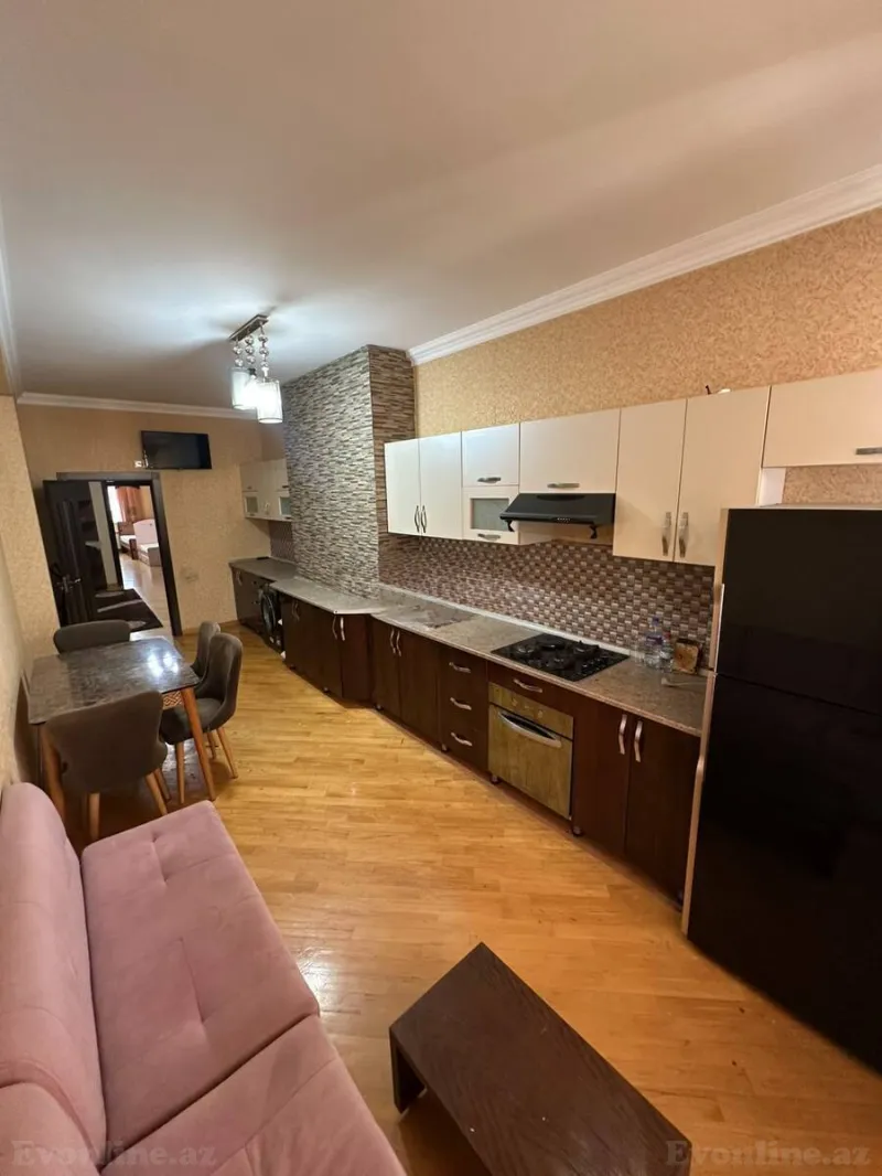 Kirayə verilir 3 otaqlı Mənzil Yeni tikili 135 m² Bakı, Nizami r., Qara Qarayev m., 8-ci kilometr — Mənzil, Bakı (7)
