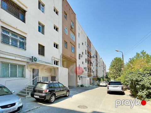 Satılır 2 otaqlı köhnə tikili 60 m²