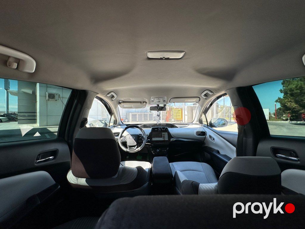 Toyota Prius, 1.8 L, 1.3 kWh, 2019 il, 179 000 km — Avtomobillər, Bakı (7)
