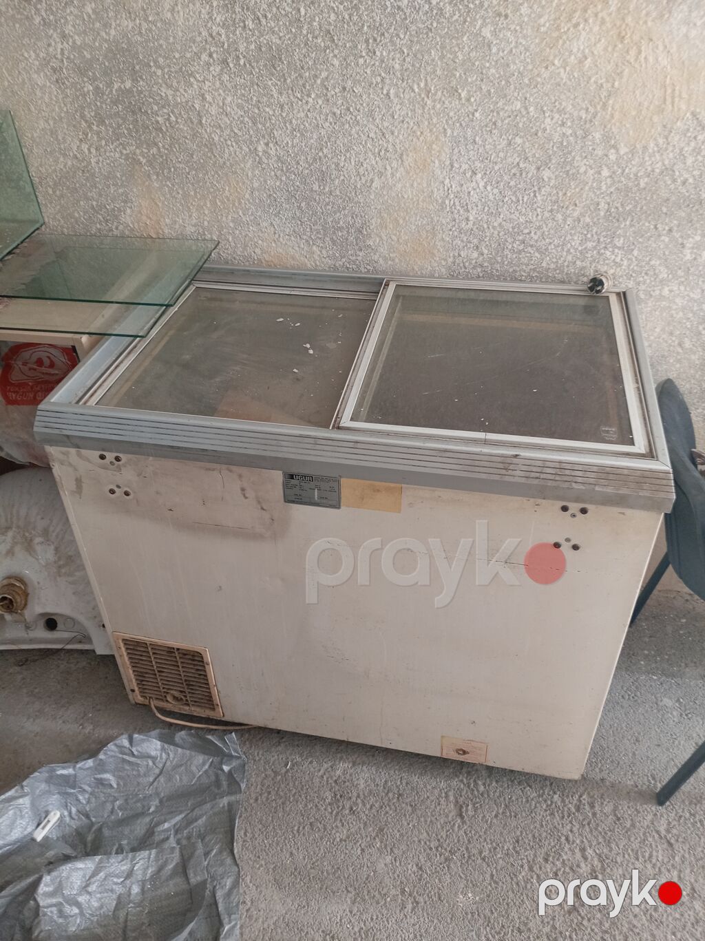 Şüşəli dondurucu, Uğur — Dondurma kamera, Bakı (2)