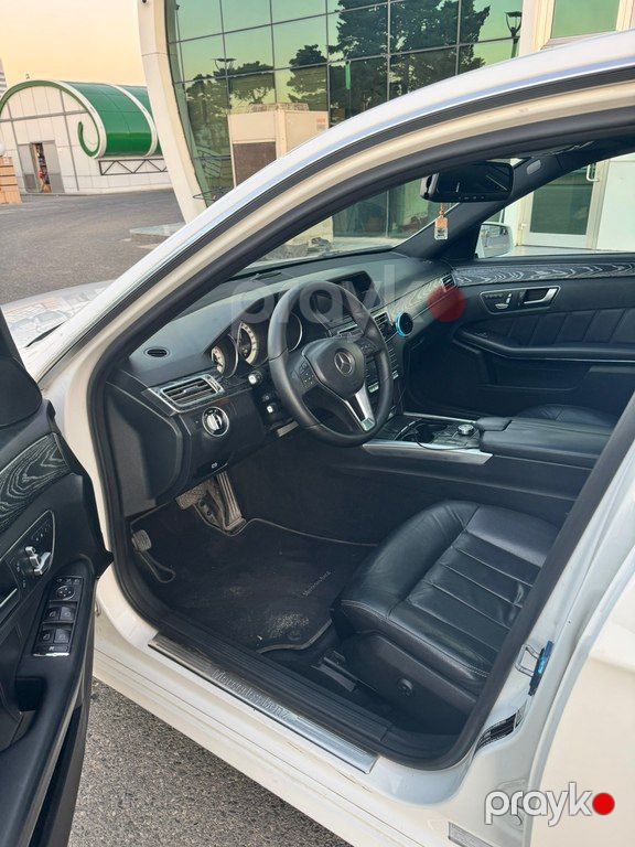 Mercedes E 250, 2.1 L, 2016 il, 185 000 km — Avtomobillər, Bakı (12)