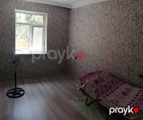 Həyət evi, Saray qəs — Enver — Дом, вилла