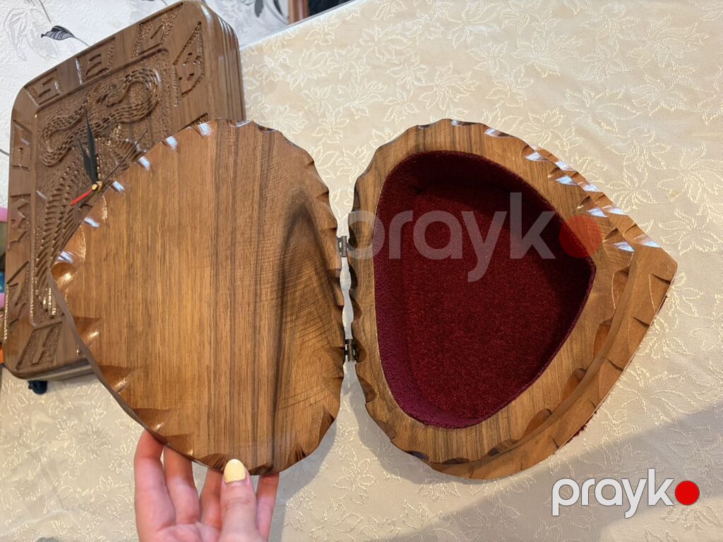 Əl işı ilə hazırlanmış urek qutu - Material: bərk ağac (taxta səthi — Pul qutusunun və şkatulyalar, Bakı (3)
