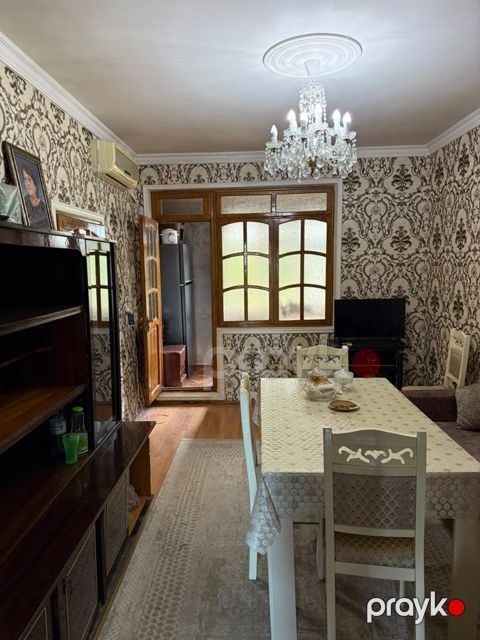 2 otaqlı mənzil, 55 m², Nesimi r. 4mkr H,Seyidzade, Bakı