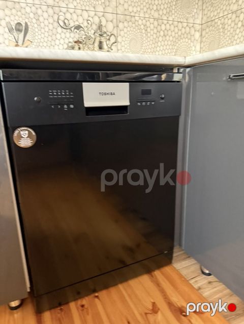 Toshiba qabyuyan maşın – tam ölçülü, qara rəngli korpus, quraşdırılan — Sumqayıt
